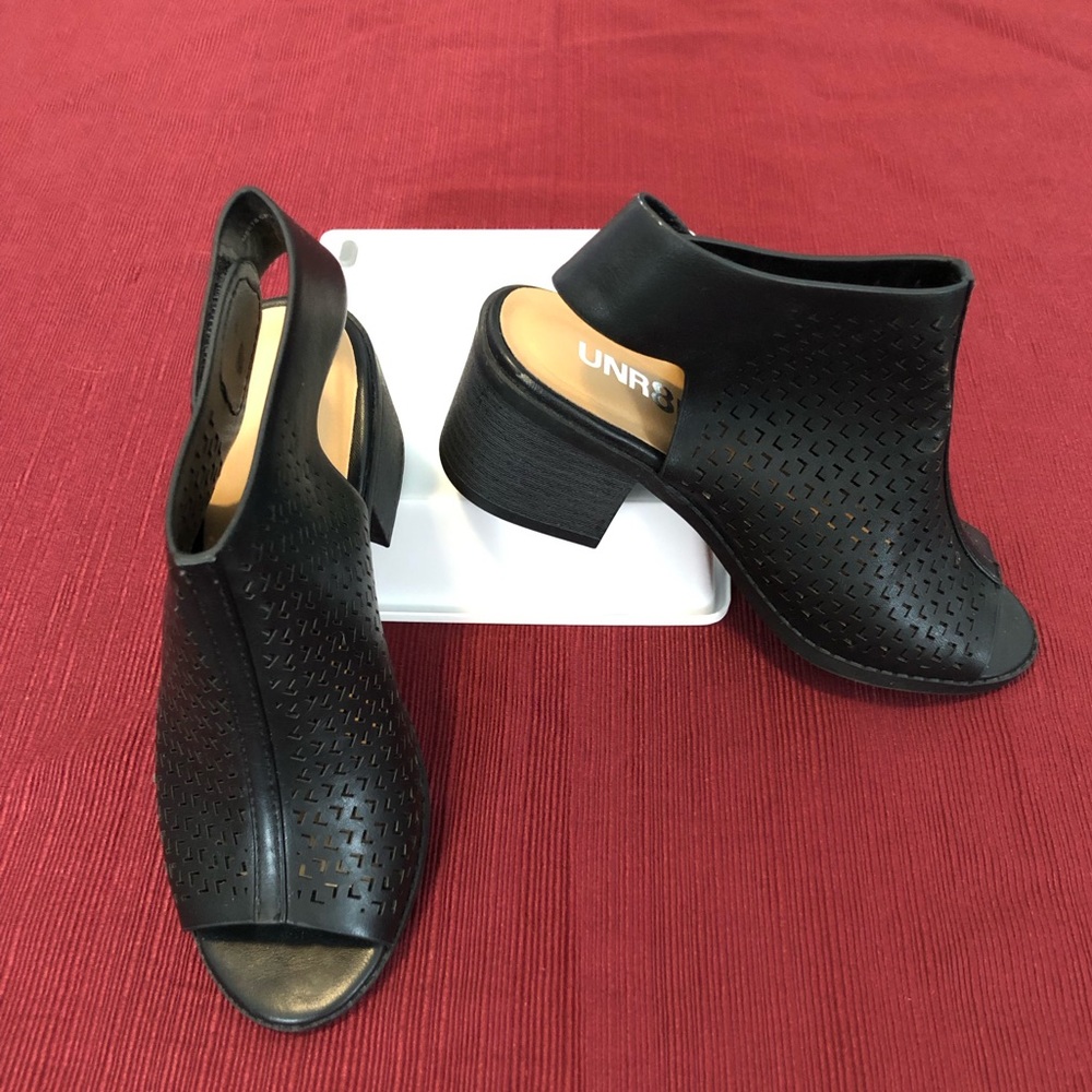 👠NEW Girls Sz 1 1/2 Black Unr8ed Shoes